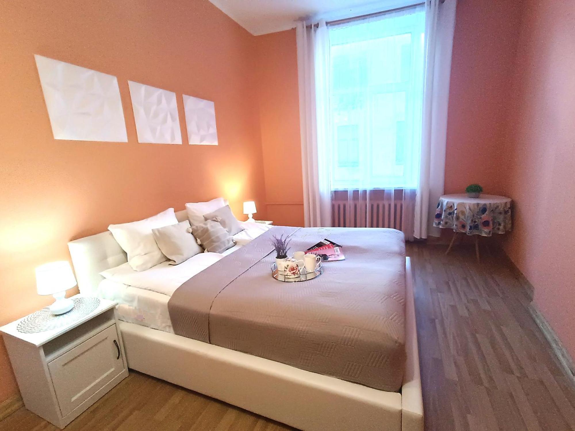 Spacious Old Town Family Peachy 2 Bedrooms Apartment, Nearby The Riga Presidential Castle Exteriér fotografie
