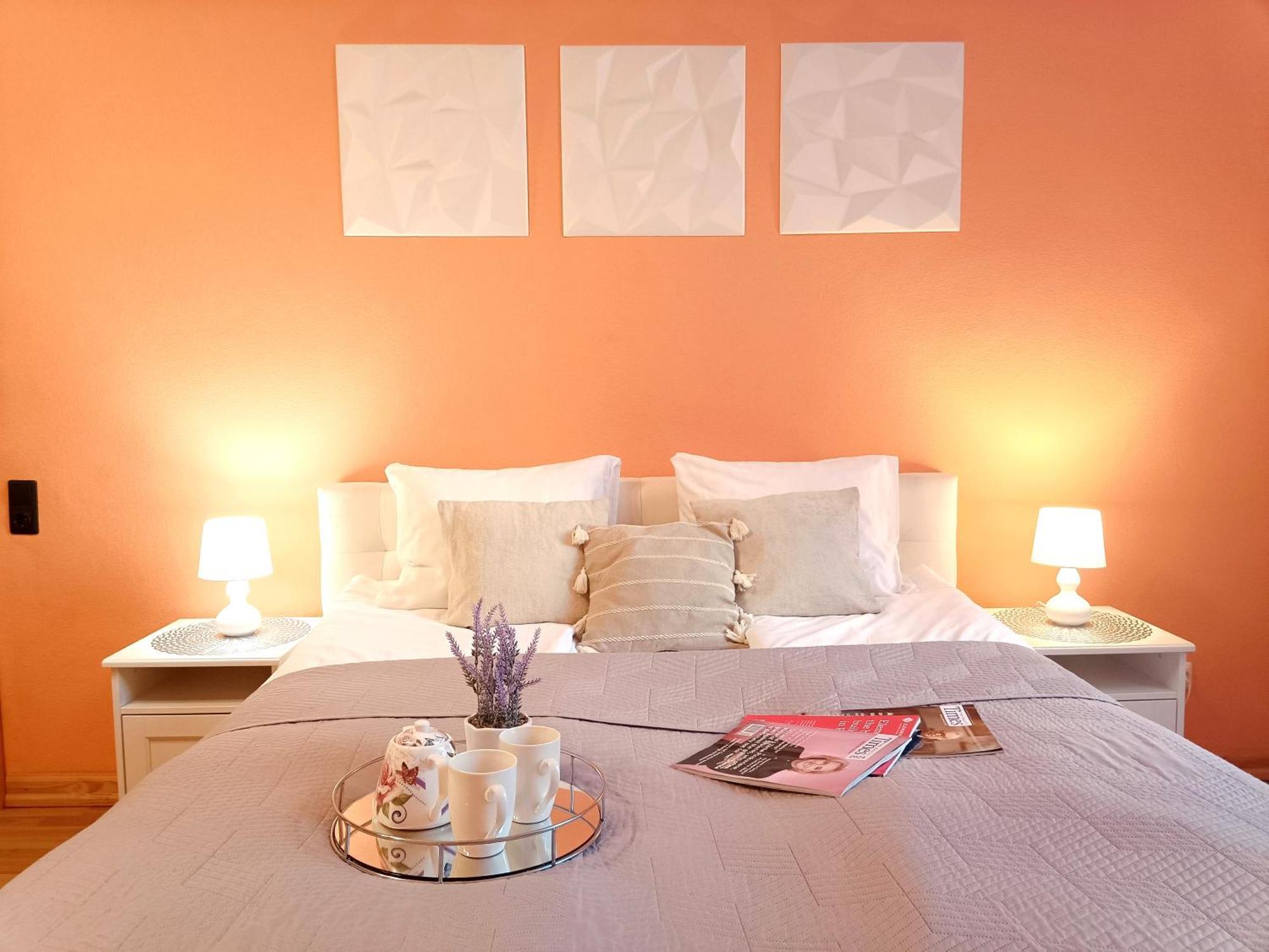 Spacious Old Town Family Peachy 2 Bedrooms Apartment, Nearby The Riga Presidential Castle Exteriér fotografie