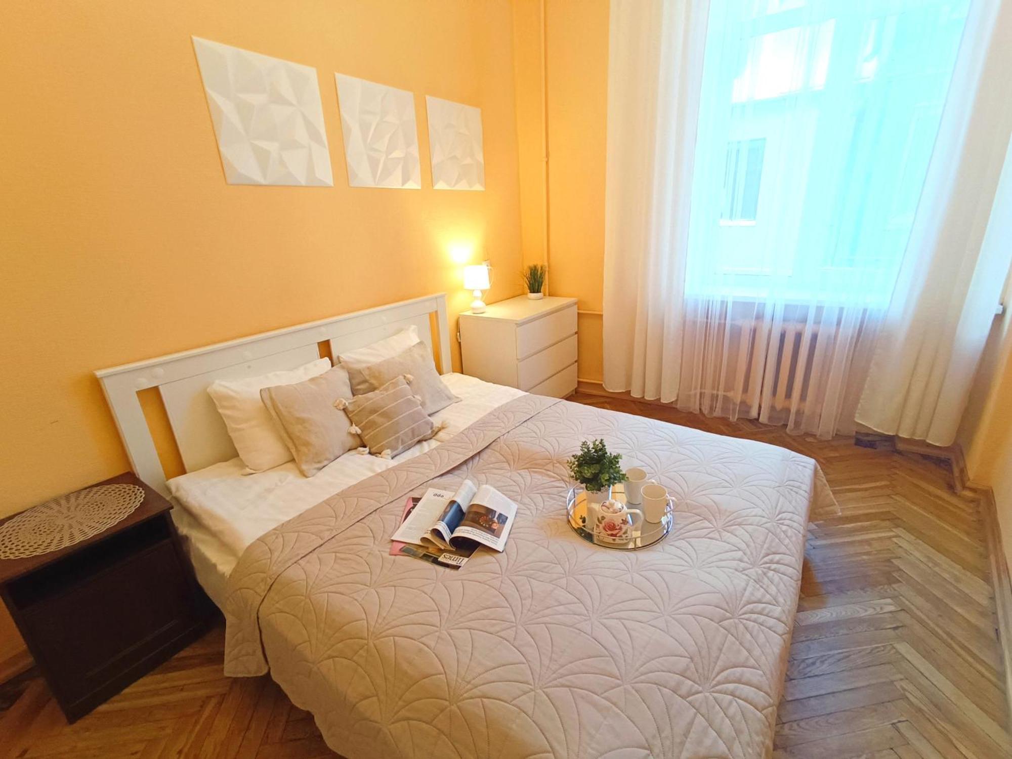 Spacious Old Town Family Peachy 2 Bedrooms Apartment, Nearby The Riga Presidential Castle Exteriér fotografie